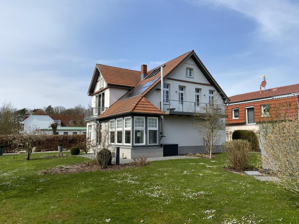 Fewo In Villa Mit Seeblick Плау ам Зее Екстериор снимка